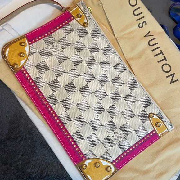 Louis Vuitton Neverfull Damier Azur Summer Trunk Pouche/Clutch - Picture 3 of 11